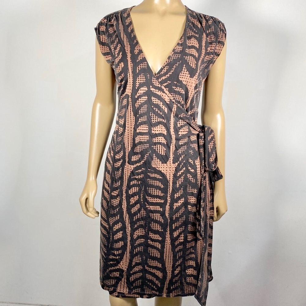 Tory Burch Women’s Size Large 100% Silk Knit Ivette Kongo Leaf Print Wrap Dress